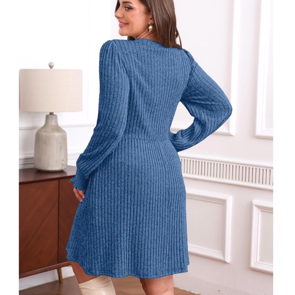 Women's Long Sleeve Ribbed Knit Sweater Dress! - Picture 3 of 4